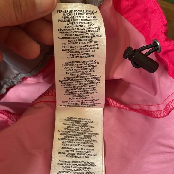 Columbia Hot Pink Nylon Windbreaker Size Medium - Picture 7 of 7